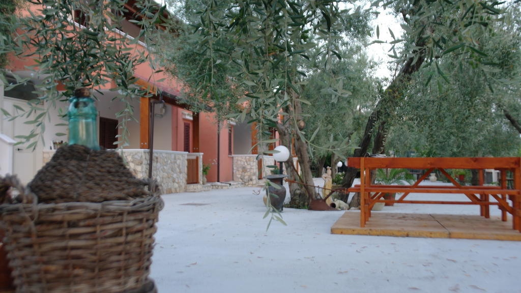 Villa Calma Vieste Bagian luar foto