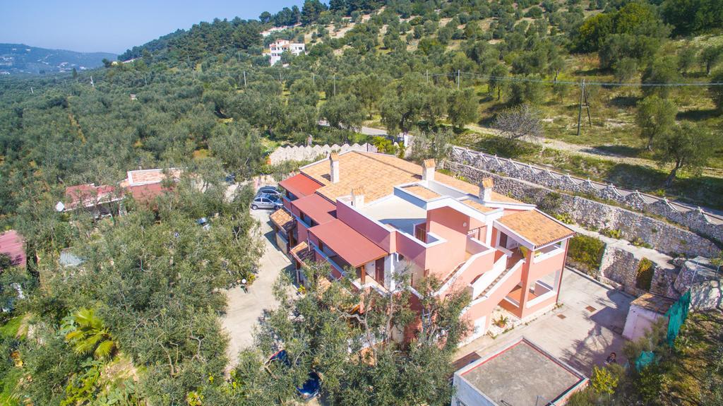 Villa Calma Vieste Bagian luar foto